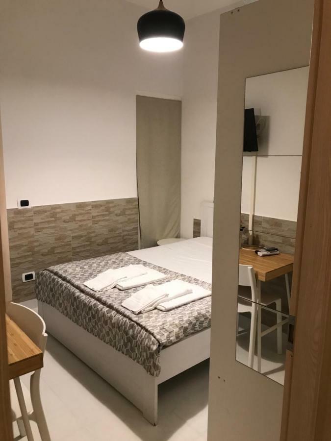 La Casa Di Flo Hotel Nápoly Kültér fotó