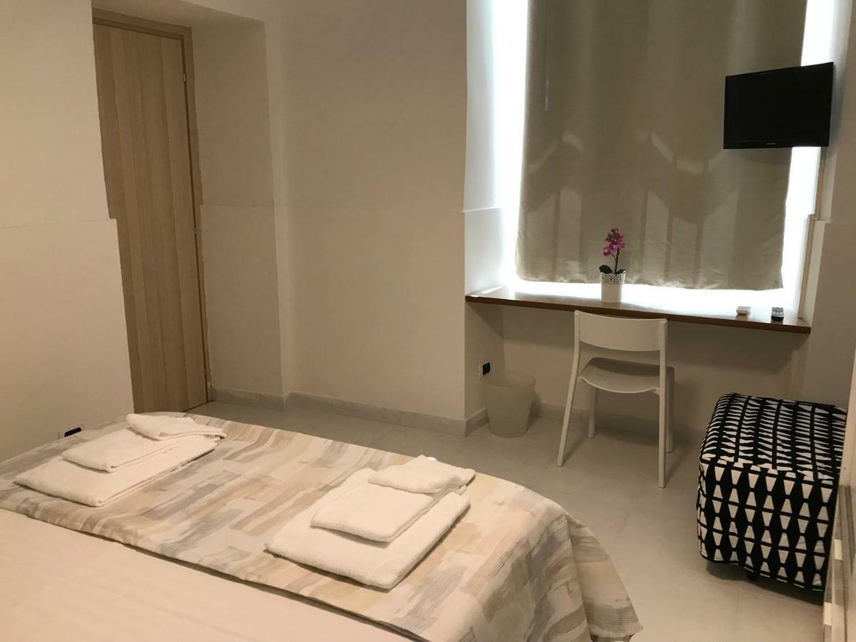 La Casa Di Flo Hotel Nápoly Kültér fotó